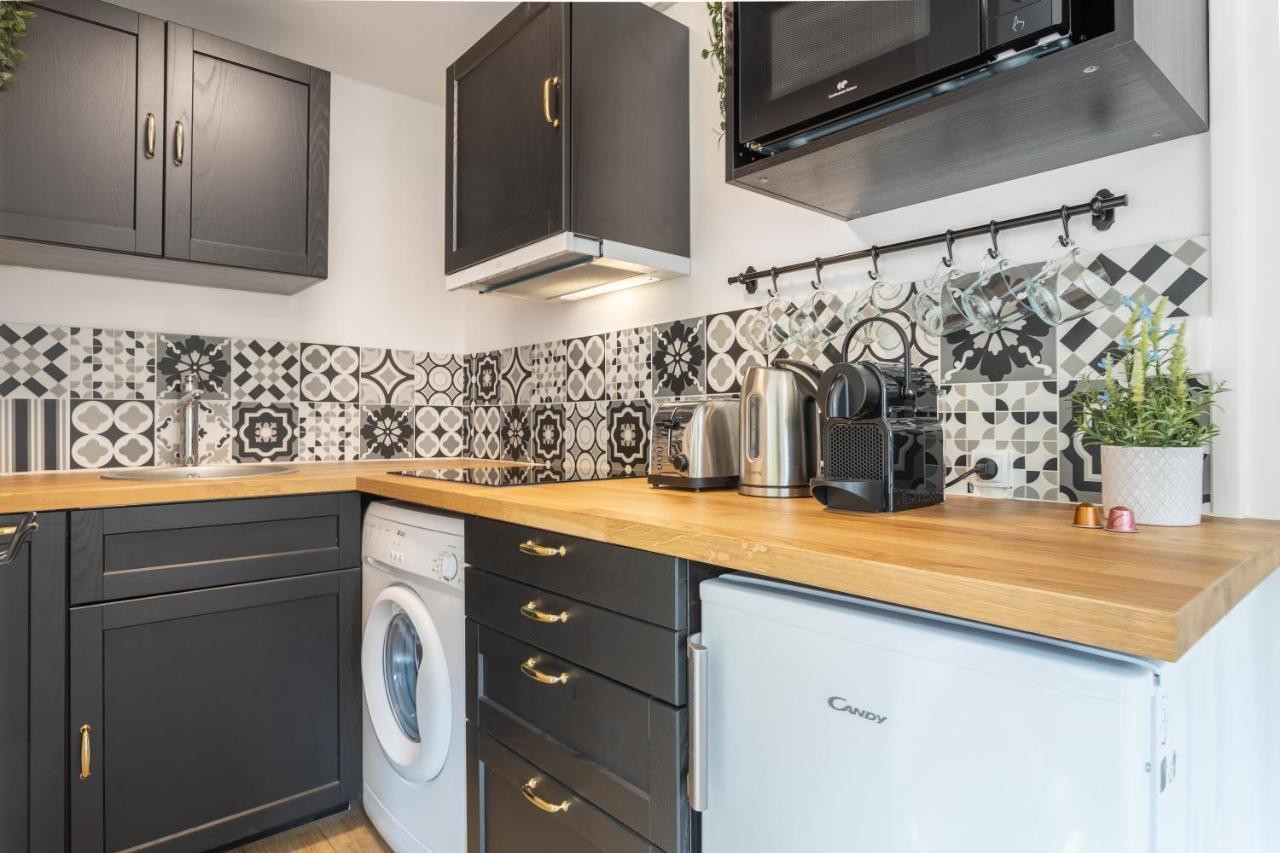 Le Grand Parilly Apartment Bron Exterior photo